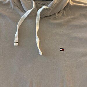 Grey Tommy Hilfiger Sweatshirt